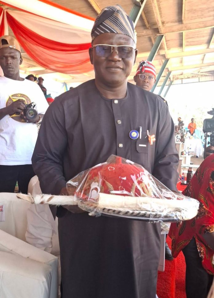 facebook_1763300394609_7395817898310706673