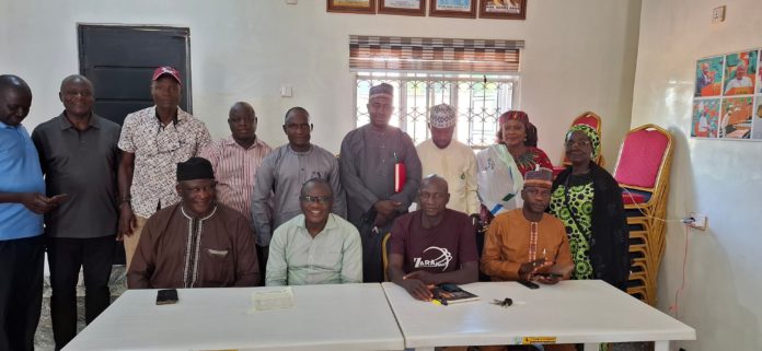 facebook_1763739789338_7397660853381921997